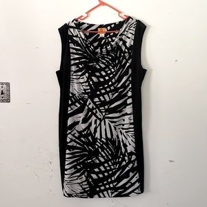 Gently worn abstract pattern dress like new